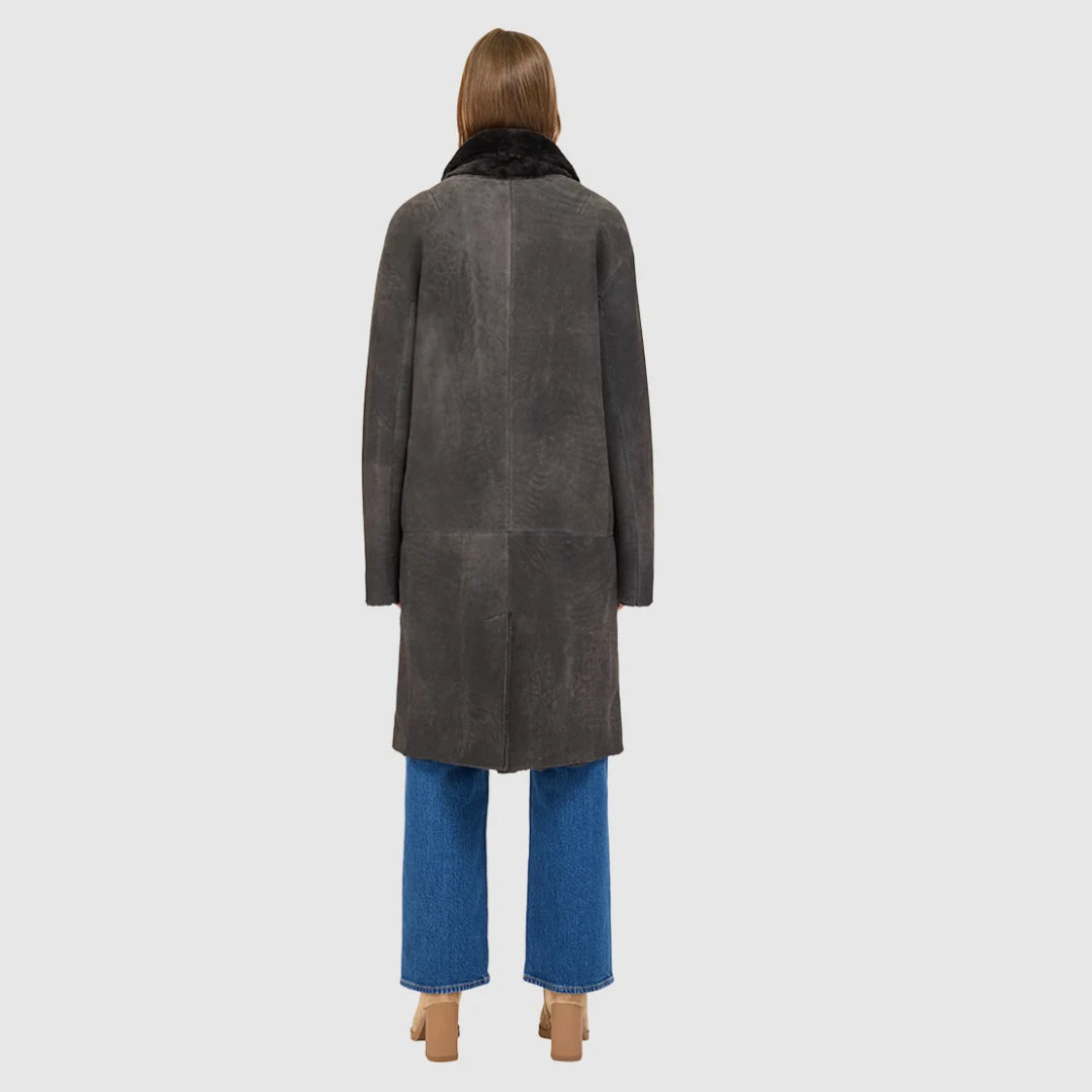 HiSO Elle Suede Reversible Shearling Coat | Cappuccino