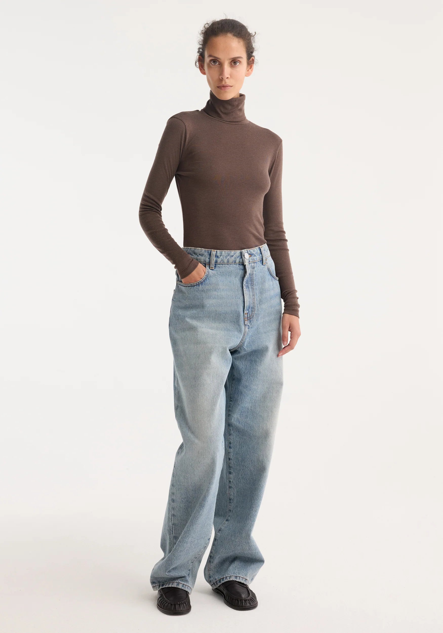 Róhe Fine Merino Jersey Turtleneck | Brown Melange