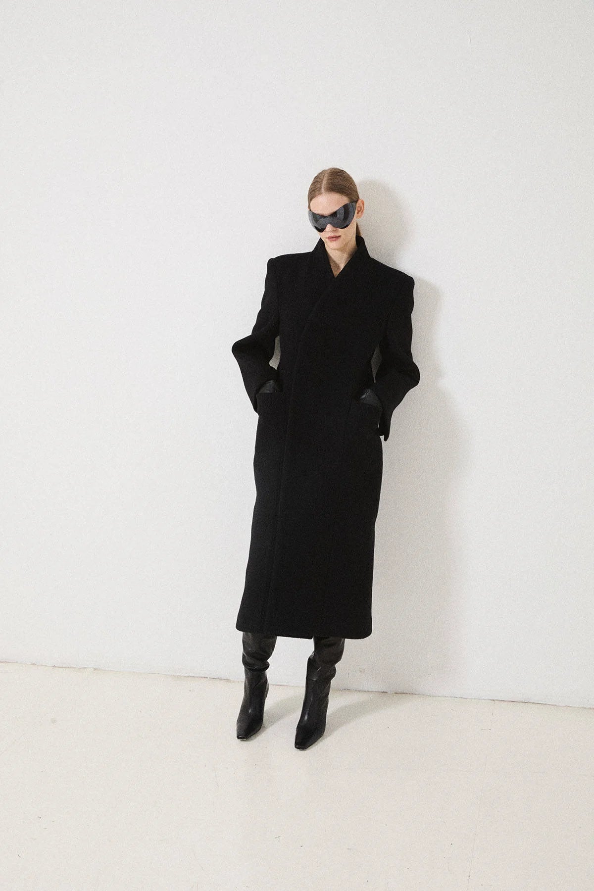 la piscine Sculpted Wool Coat | Black