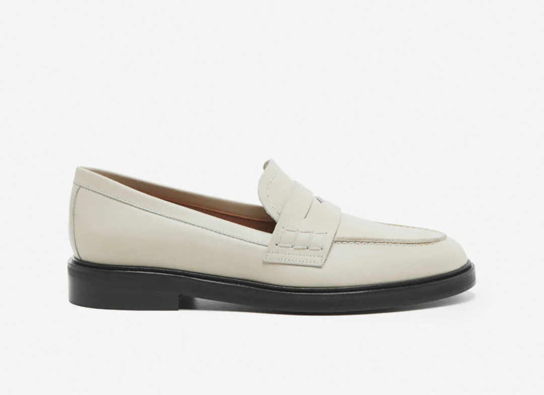 Flattered Sara Creme Leather Loafer