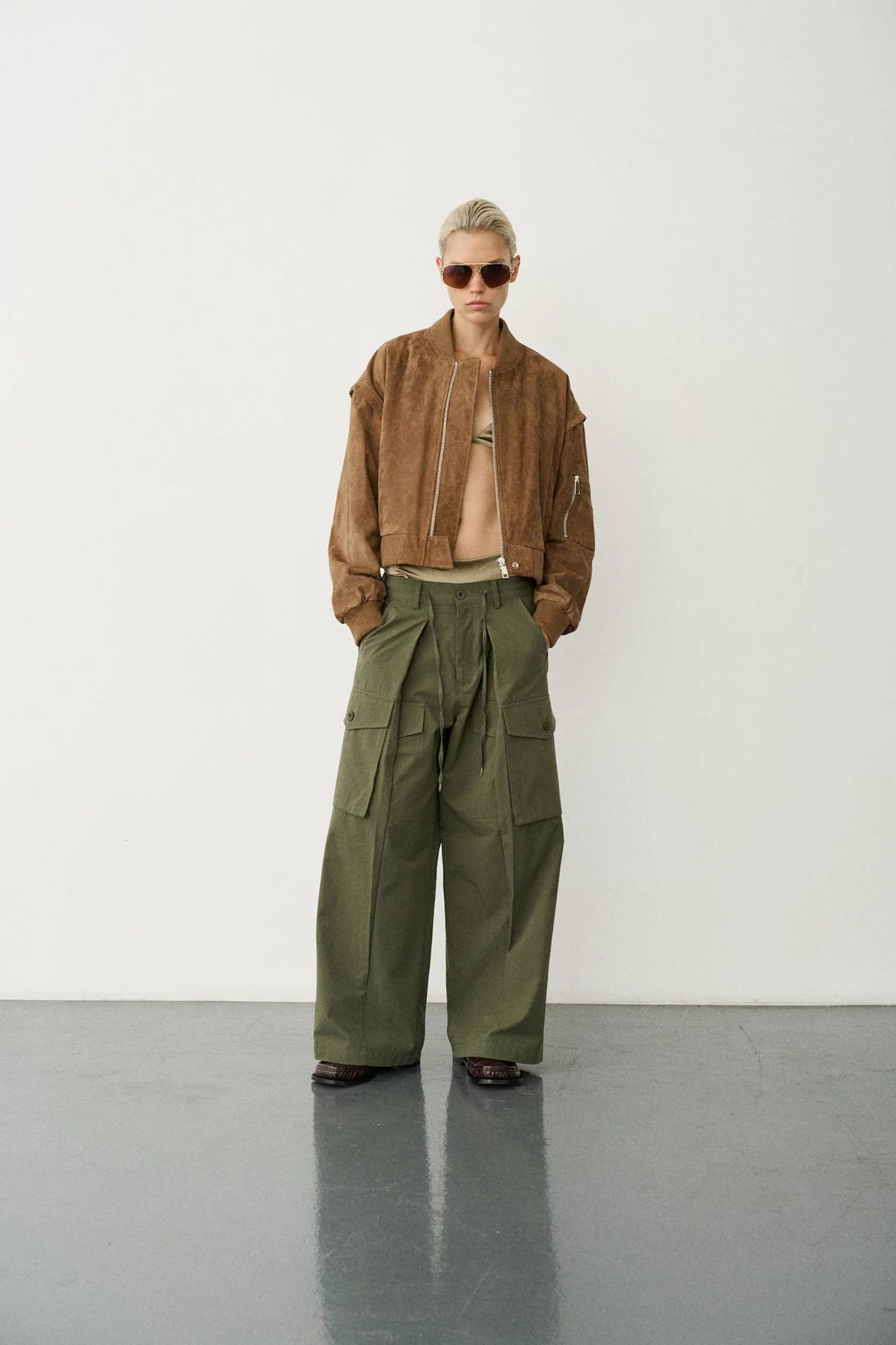 HALFBOY Crop Suede Bomber | Moka