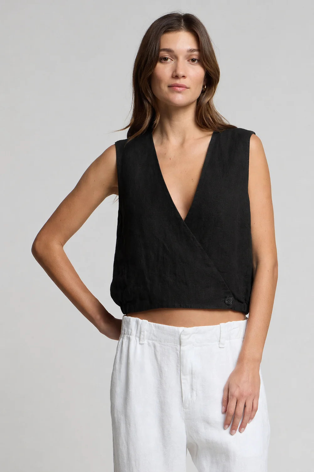 Velvet Ollie Heavy Linen Top | Black