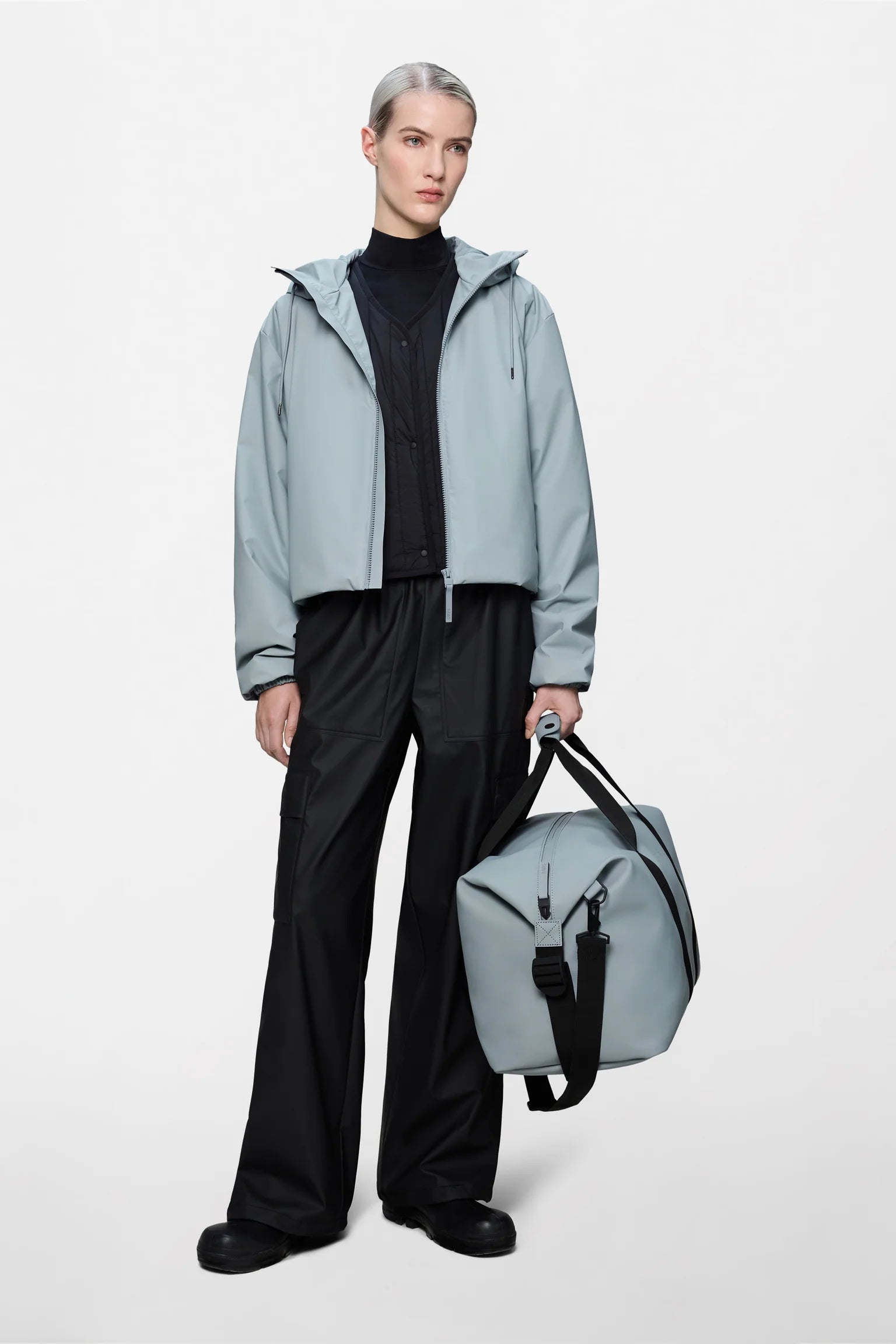 Rains Lohja Short Insulated Jacket | Pool