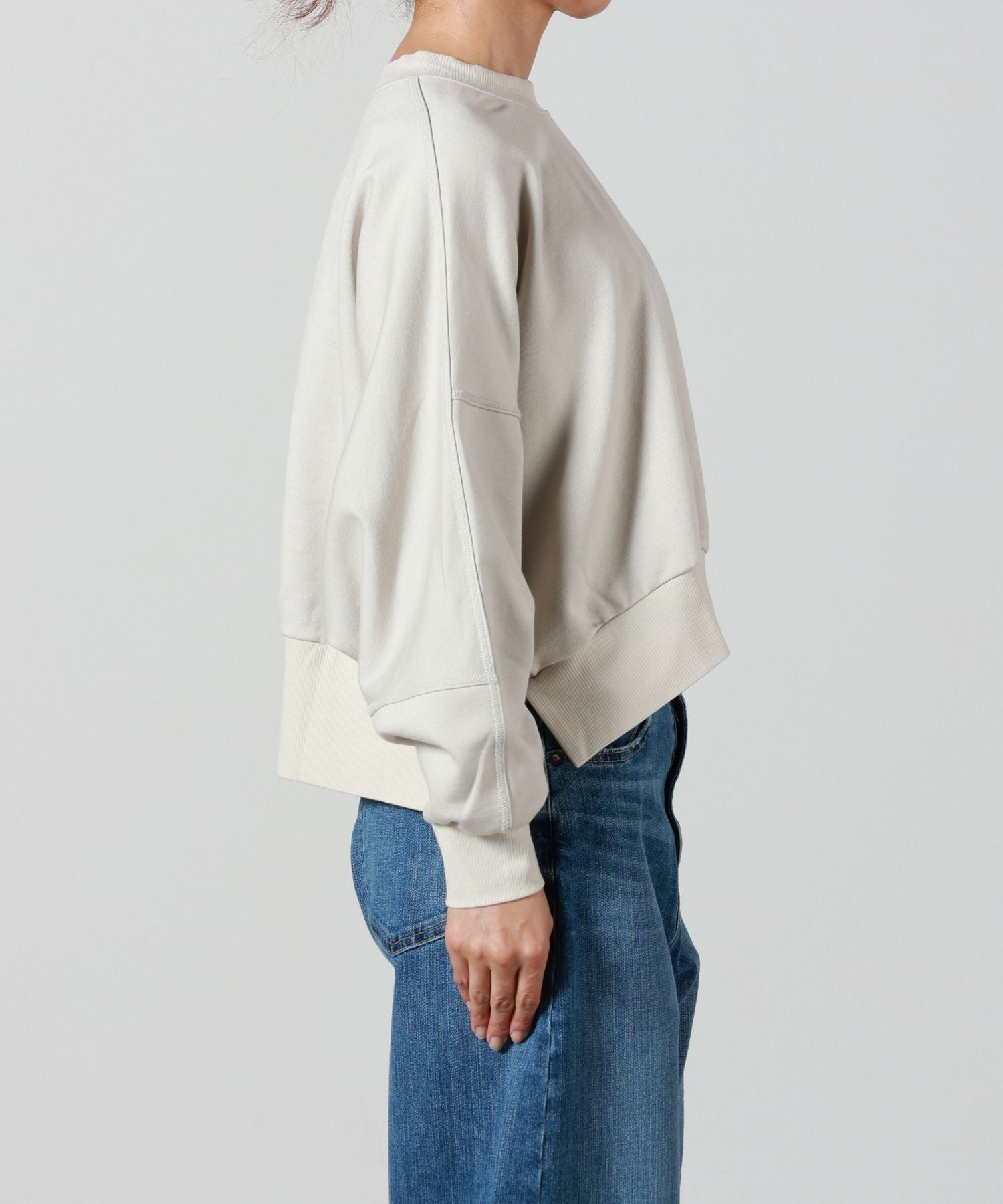 UJOH Cropped Pullover Ivory