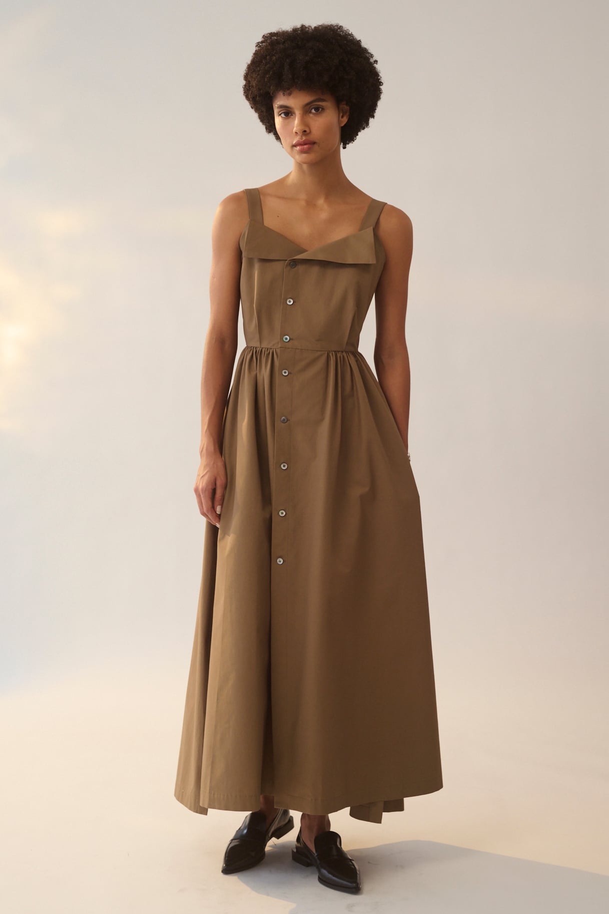 UJOH Back Tie Cami Dress | Brown