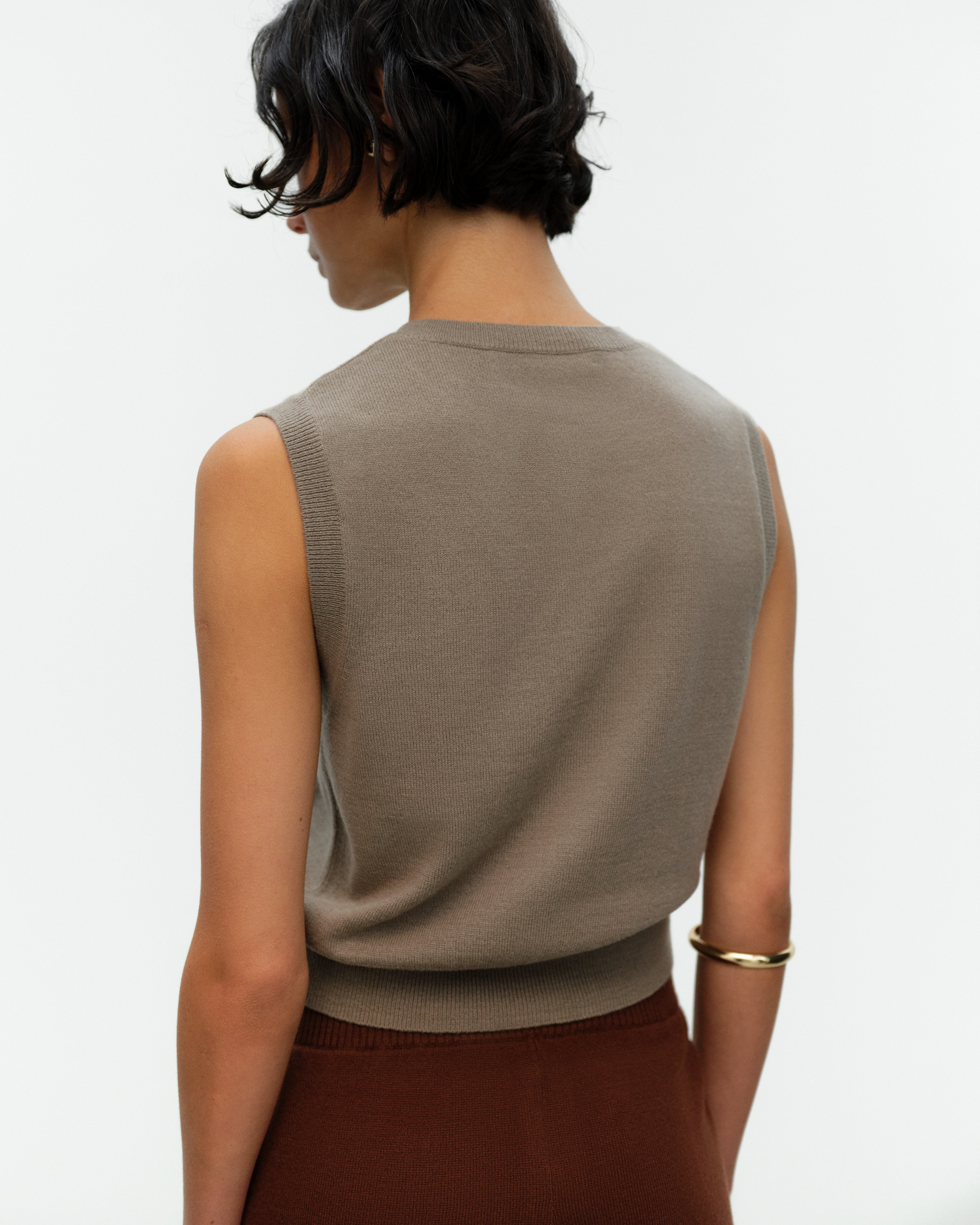 ELY ELY Marine Cashmere Henley Top | Fungi