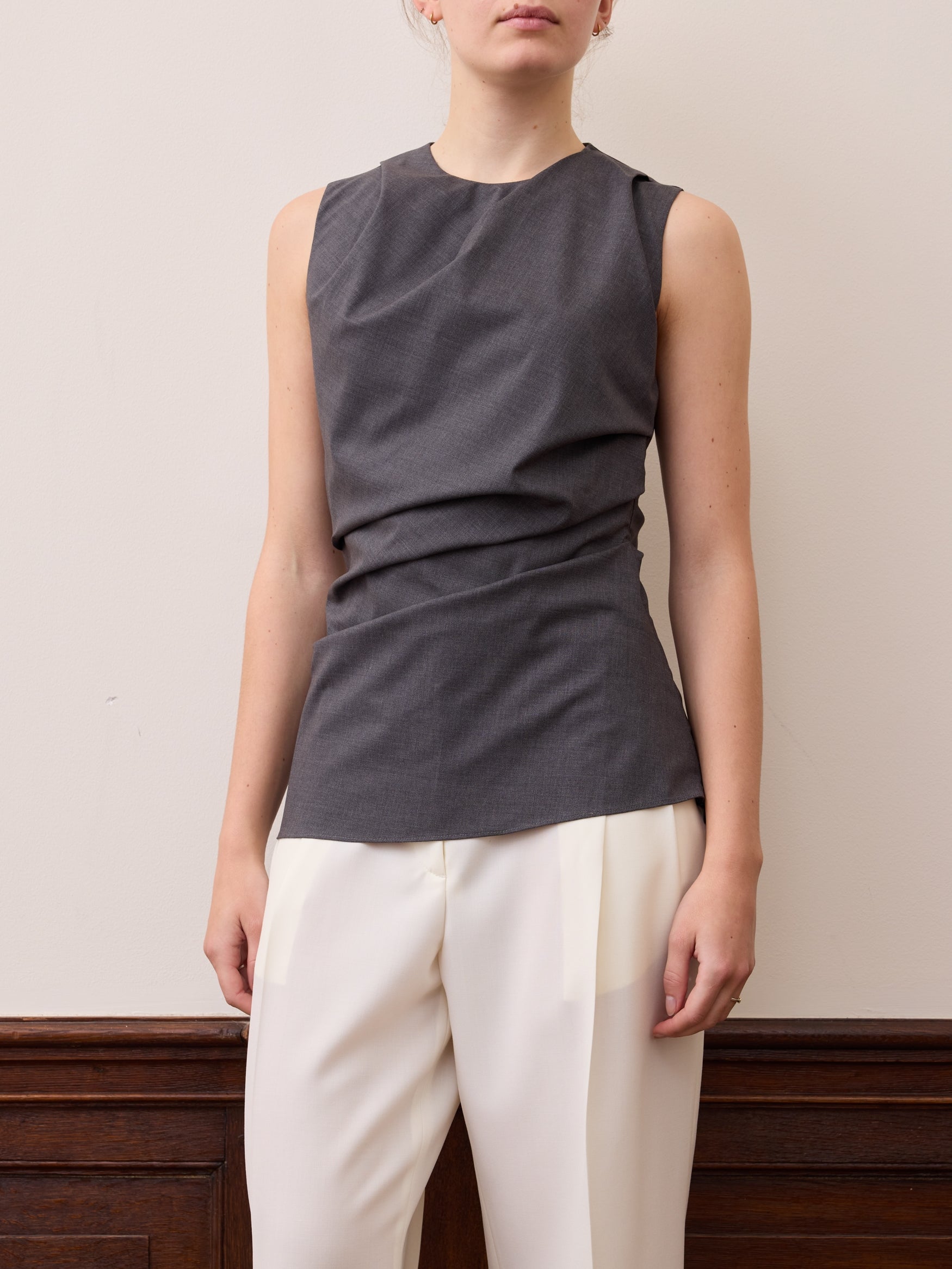 Róhe Sleeveless Twisted Top | Dk Grey Melange