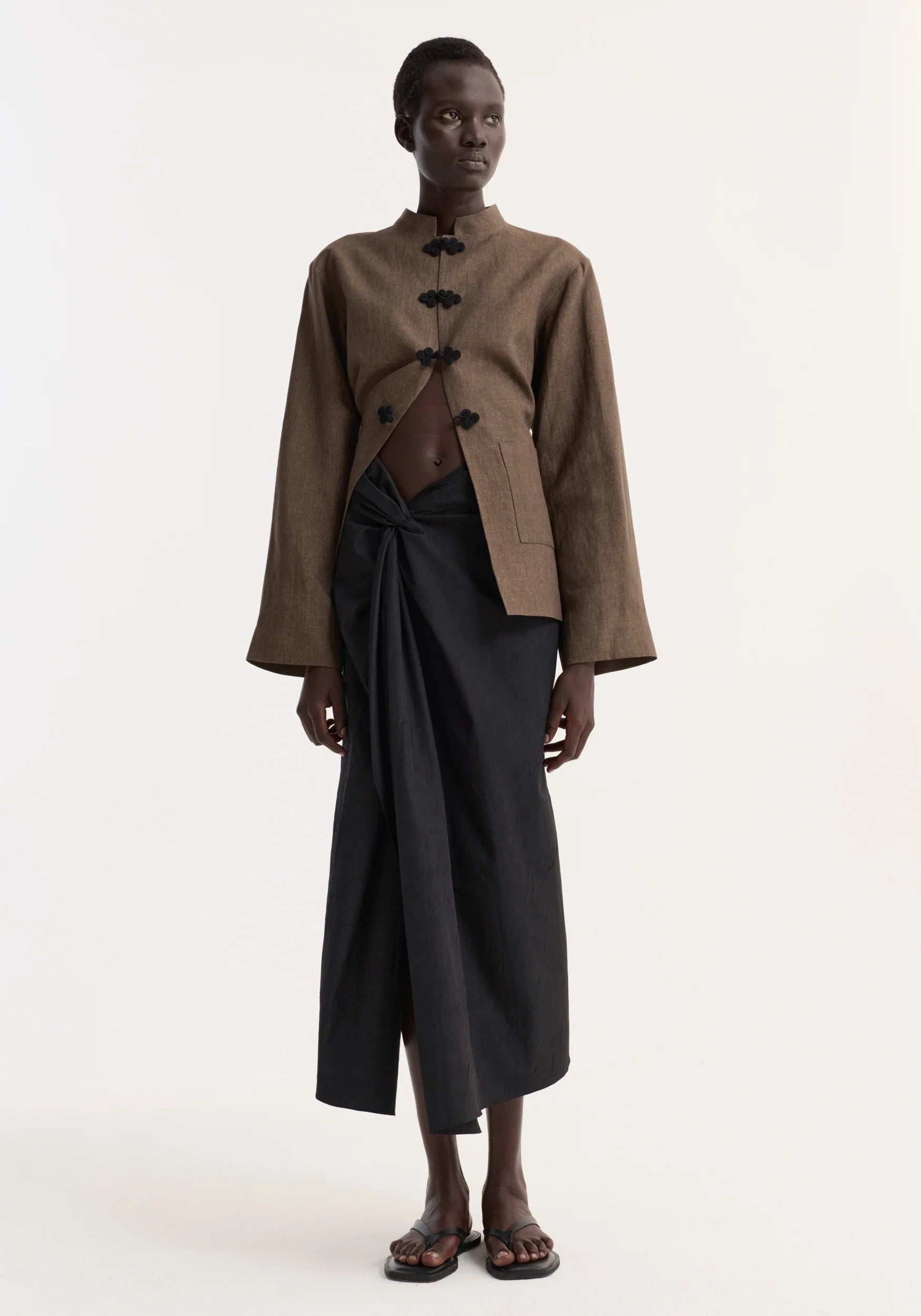 Róhe Sarong Textured Skirt | Black