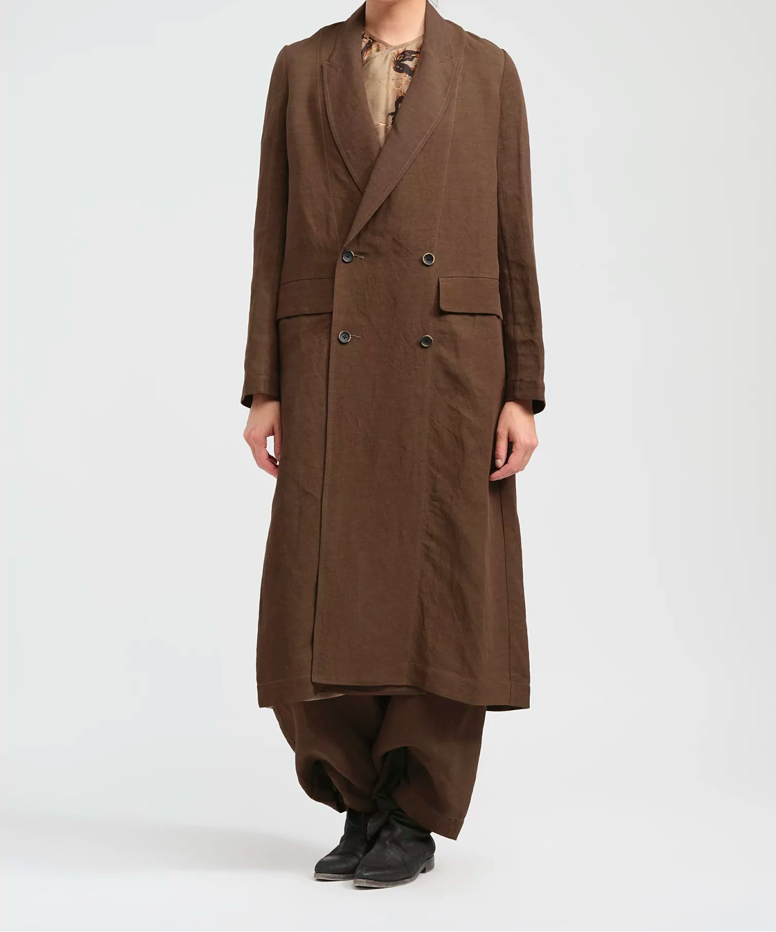 Uma Wang Linen Camelot Coat | Dark Brown