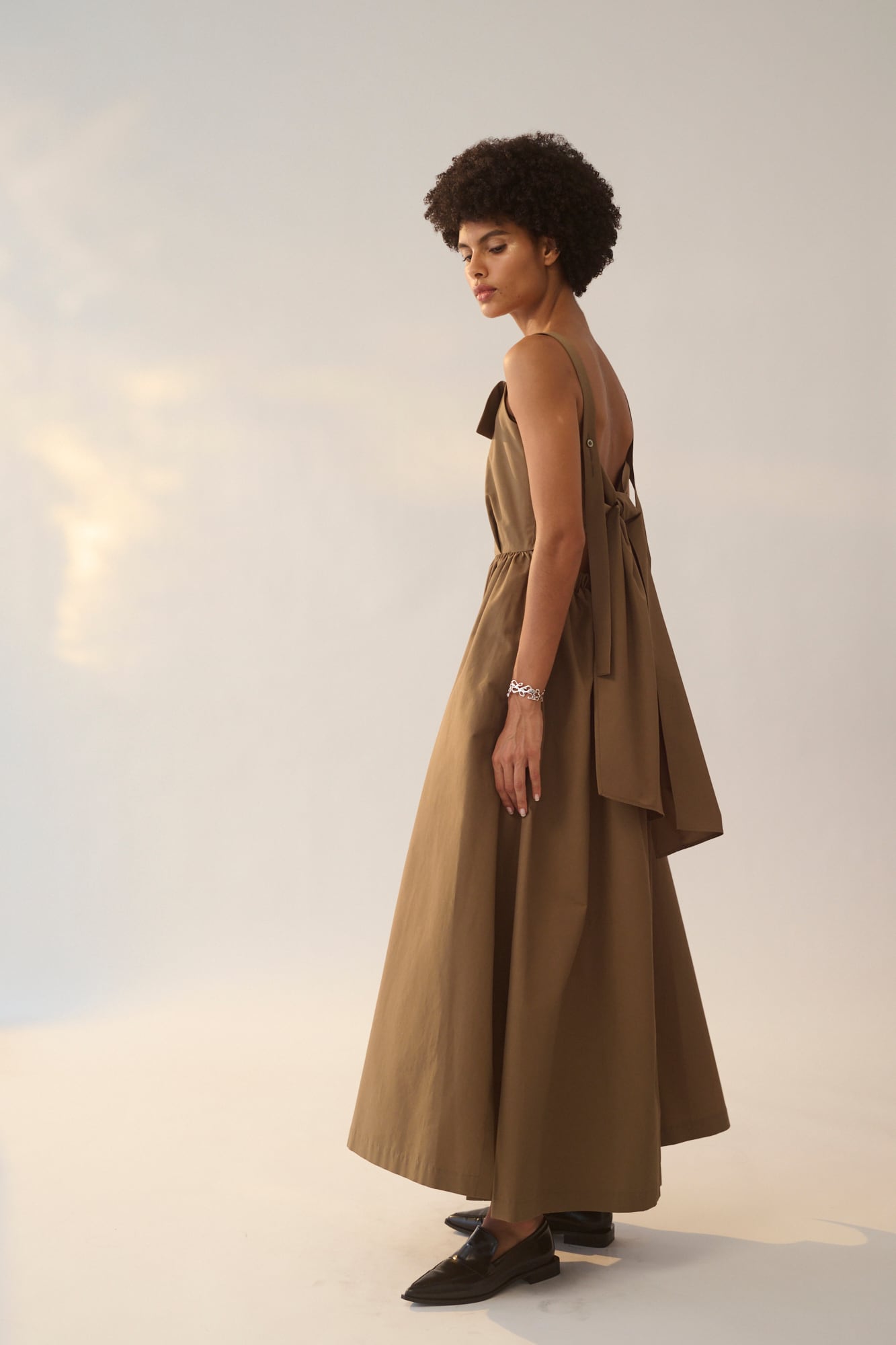UJOH Back Tie Cami Dress | Brown
