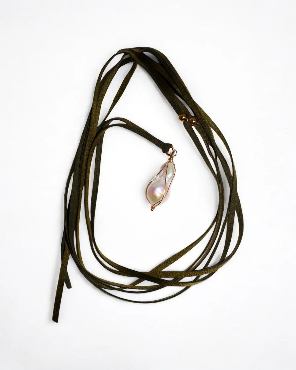 CMD Suede Wrap Necklace/ Baroque Pearl - Olive