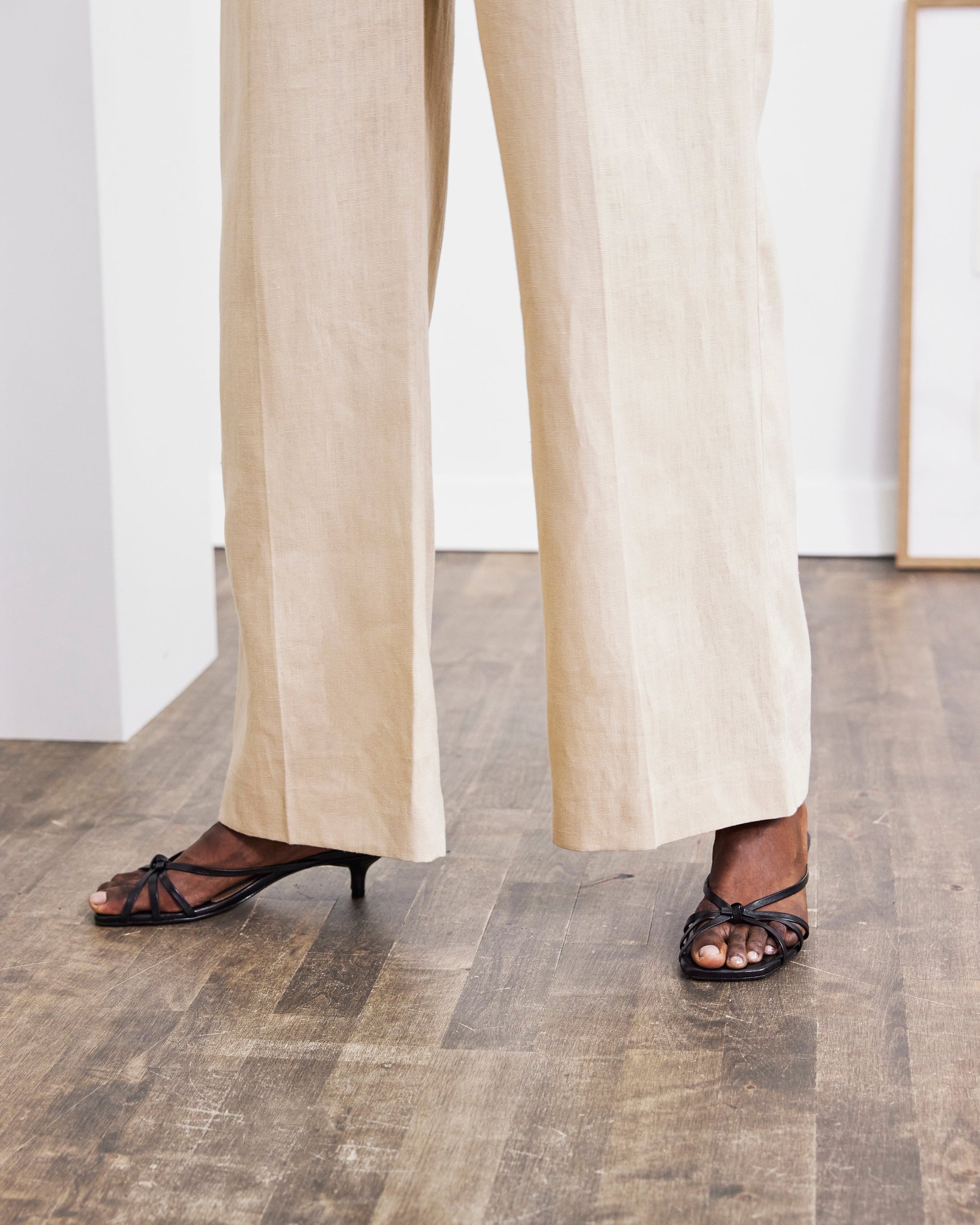 Flattered Eunisa Black Leather Heeled Sandal