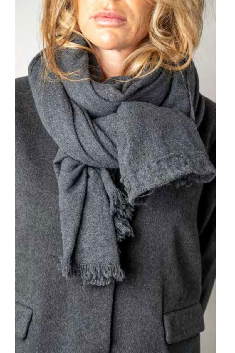 Private Luxe Cashmere Scarf