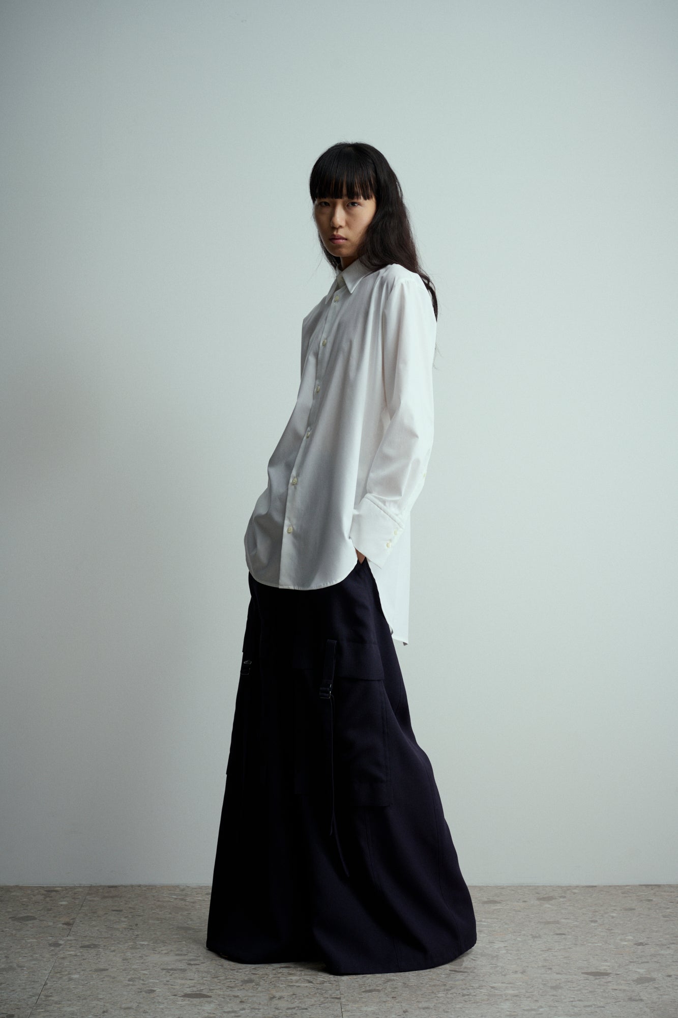 UJOH Relaxed White Shirt/ Back Slit