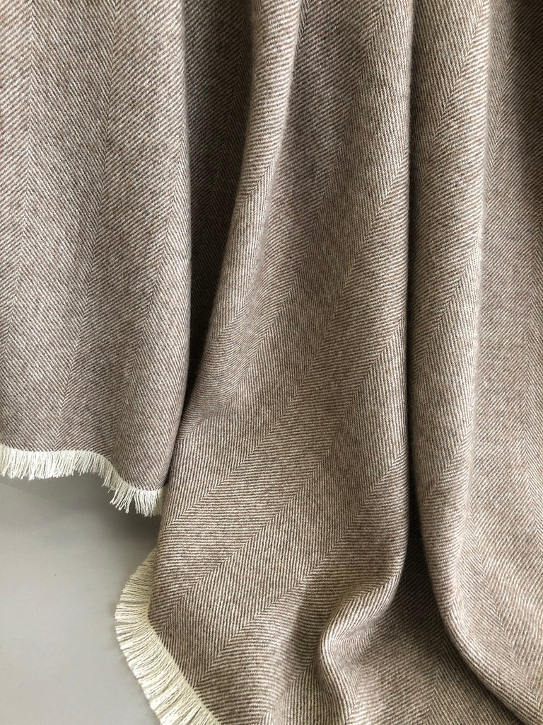 Latierra Premium Alpaca Herringbone Throw