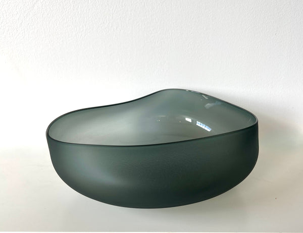 The Goodman Studio Topography Bowl M | Smokey Grey Blue