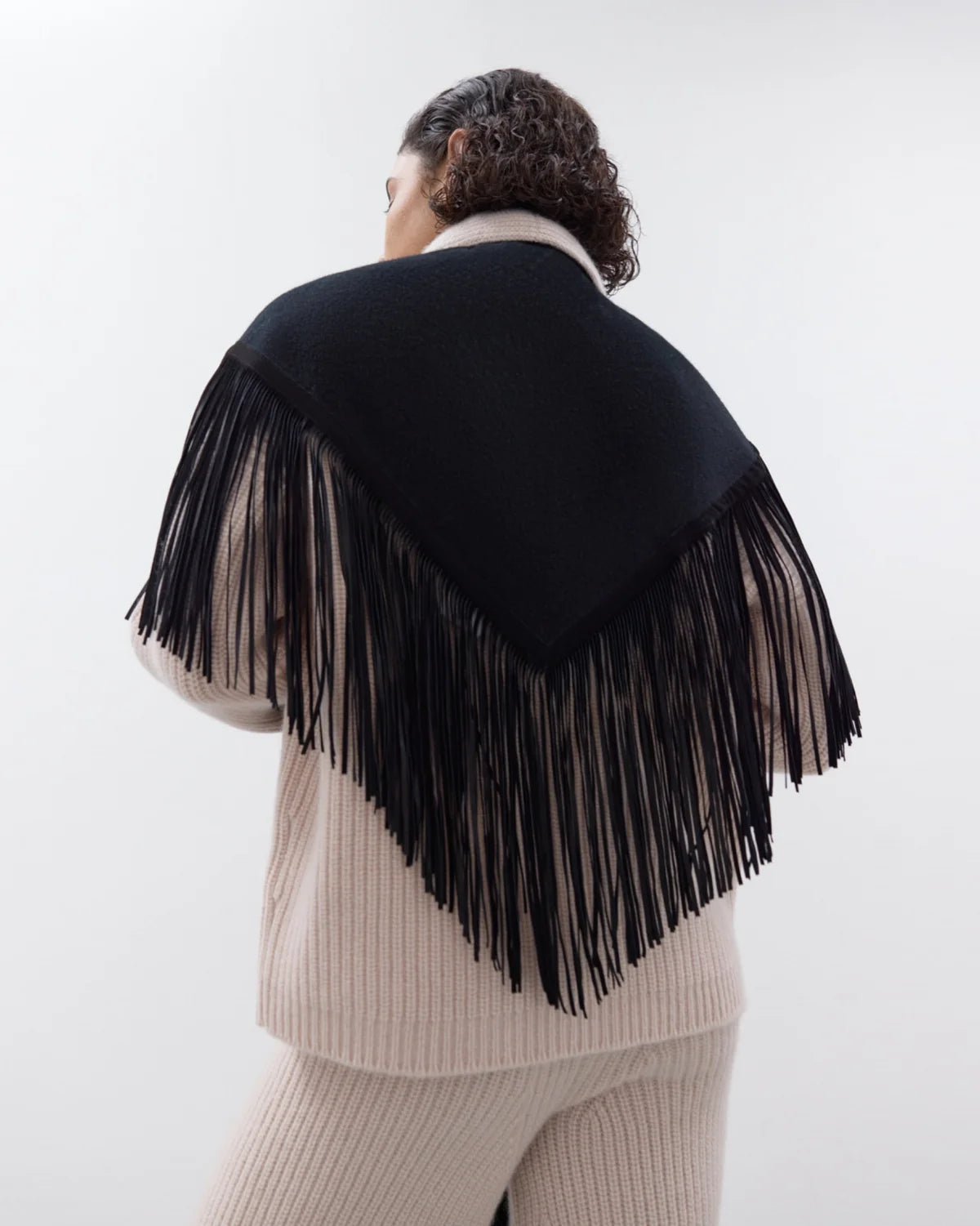 ELY ELY Comte Cashmere Fringe Wrap Scarf | Black