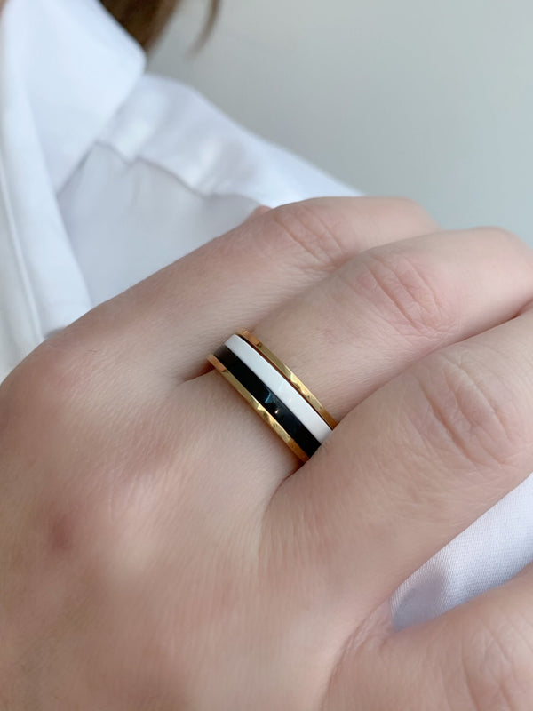 Hestia Billie Ceramic Ring