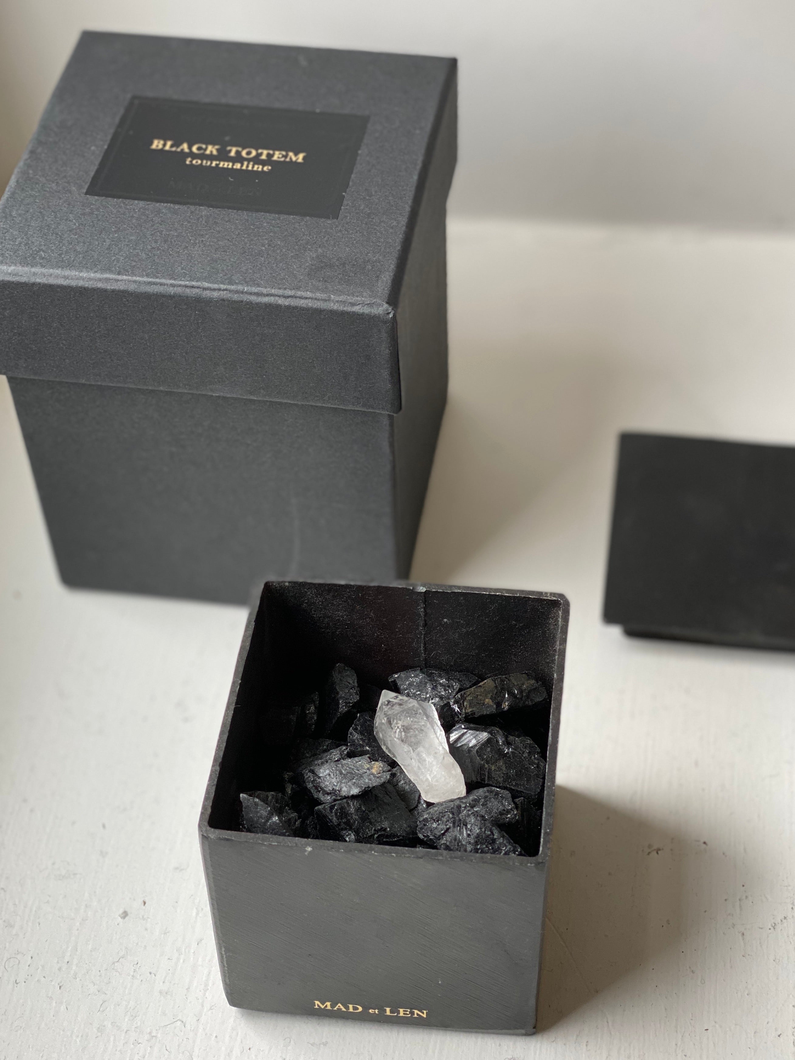 Mad et Len Tourmaline Black Block Small Terre Noire