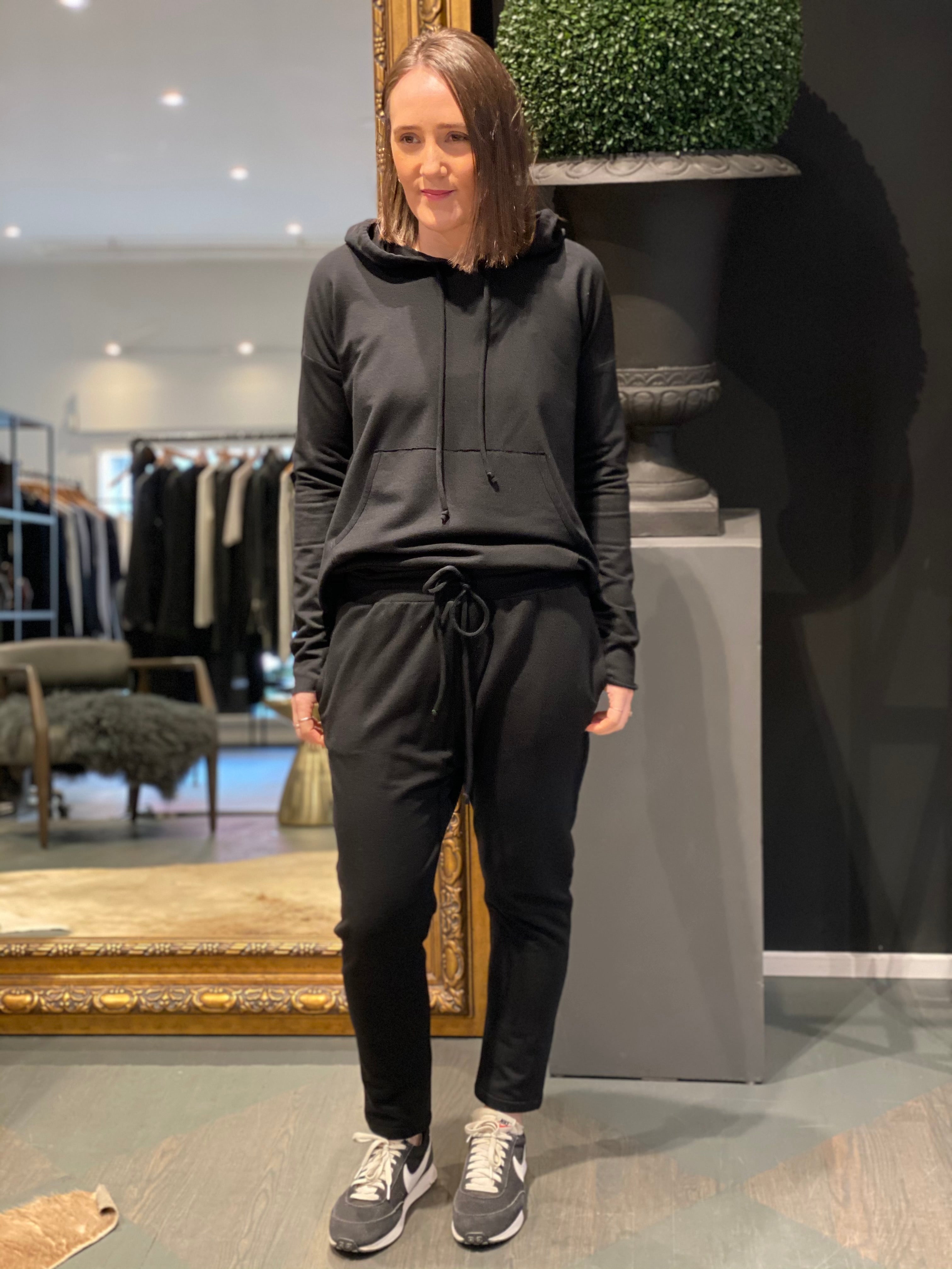 CLEMENTINE'S Privé Judi Jogger Fleece Pant